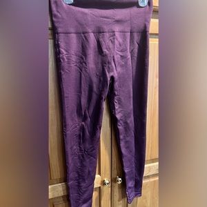 Dark purple Gaiam yoga leggings, never worn
